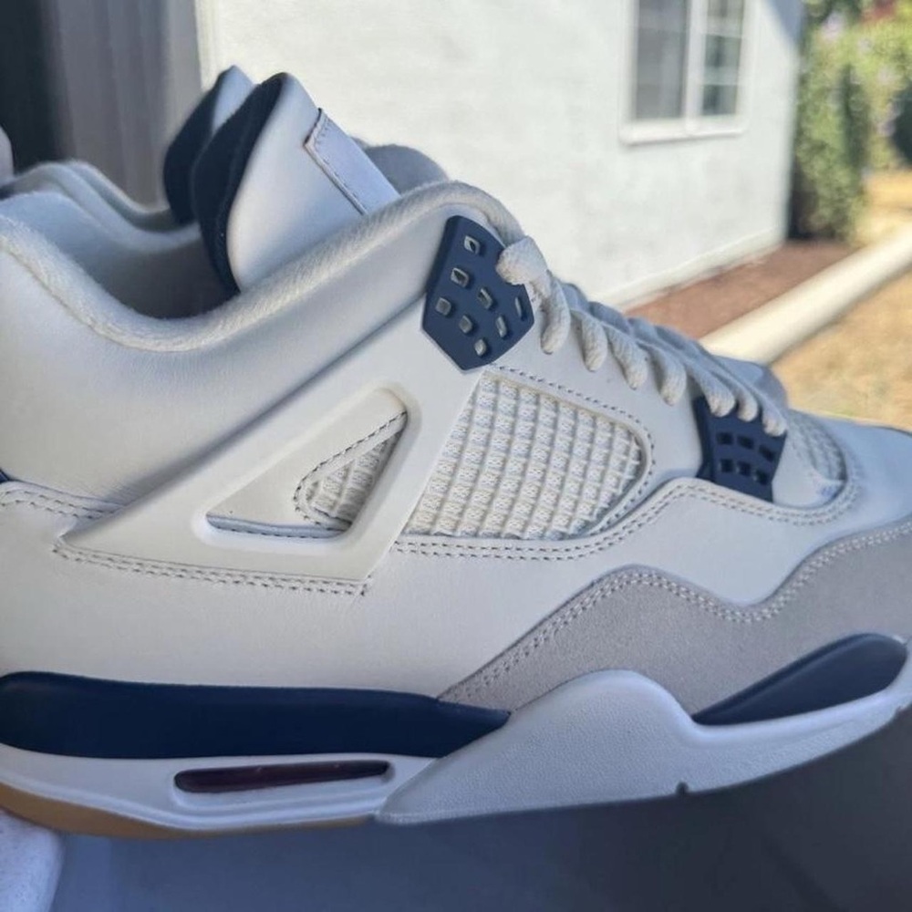 Jordan Sneakers White and Navy